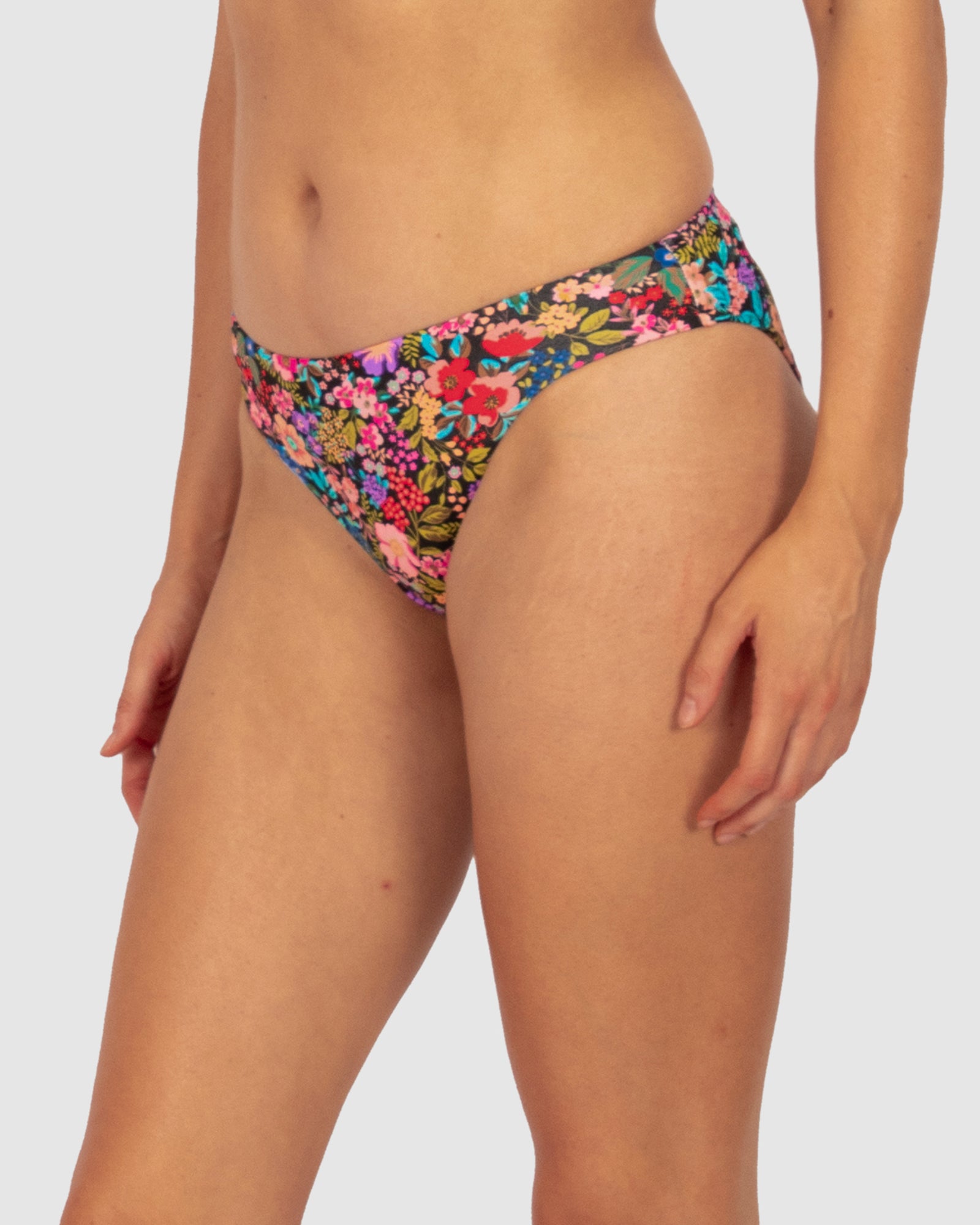 Bikini bottom | Women's Swimwear | Swimsuits, Bikini, One Piece | Women's Beachwear | BAKU