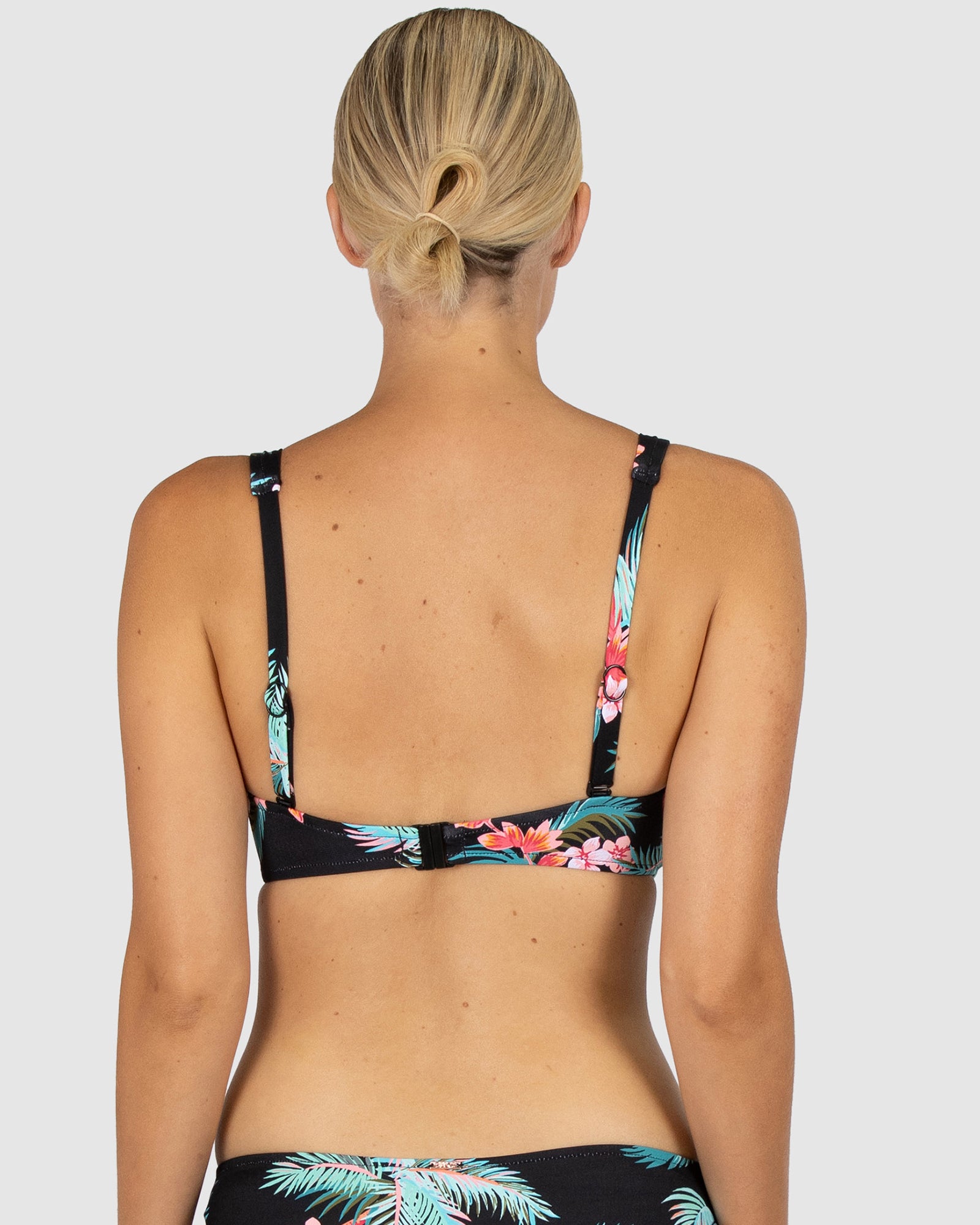 Amalfi D-E Cup Underwire Bikini Bra Top