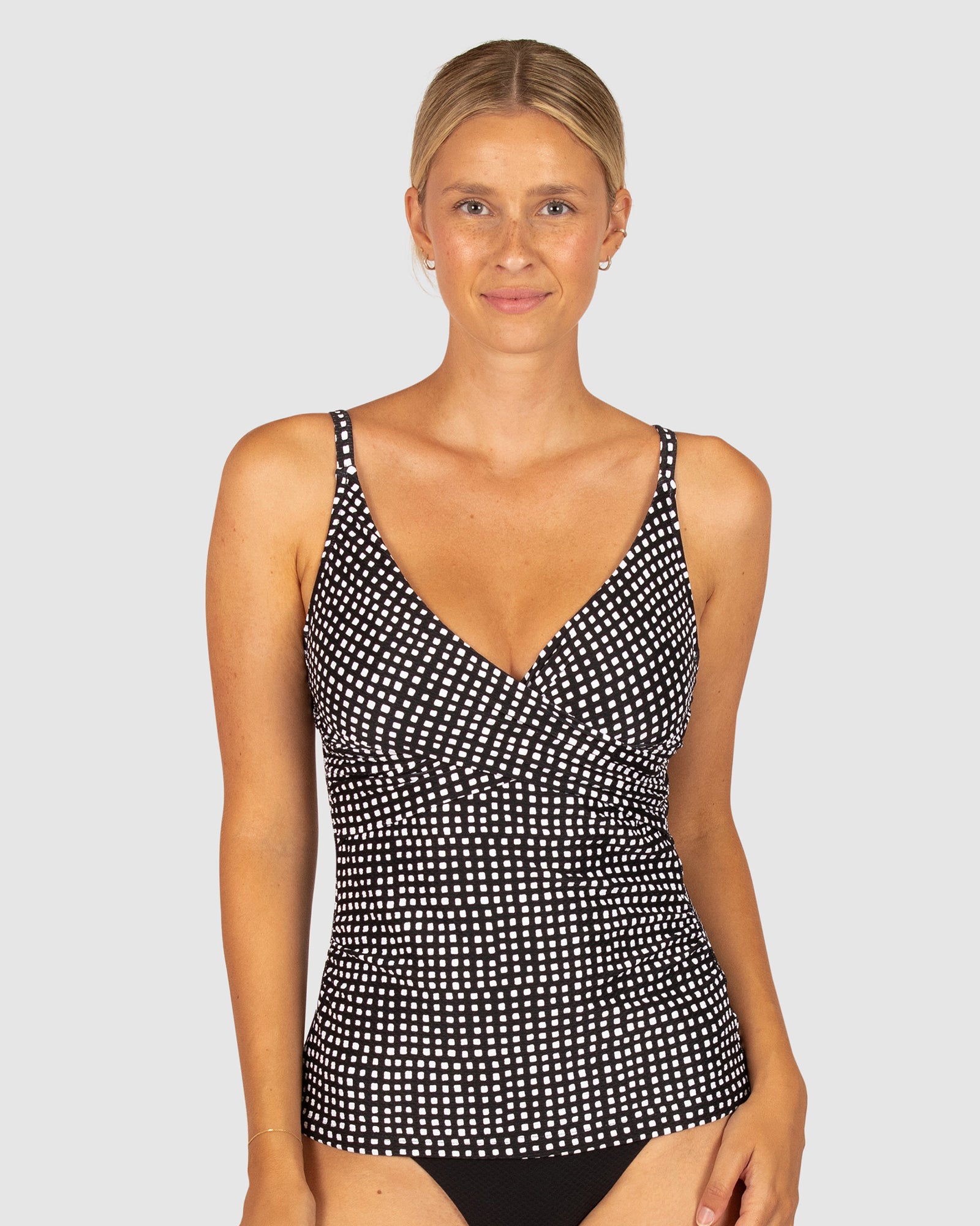 Picnic Point D-E Cup Wrap Singlet Top