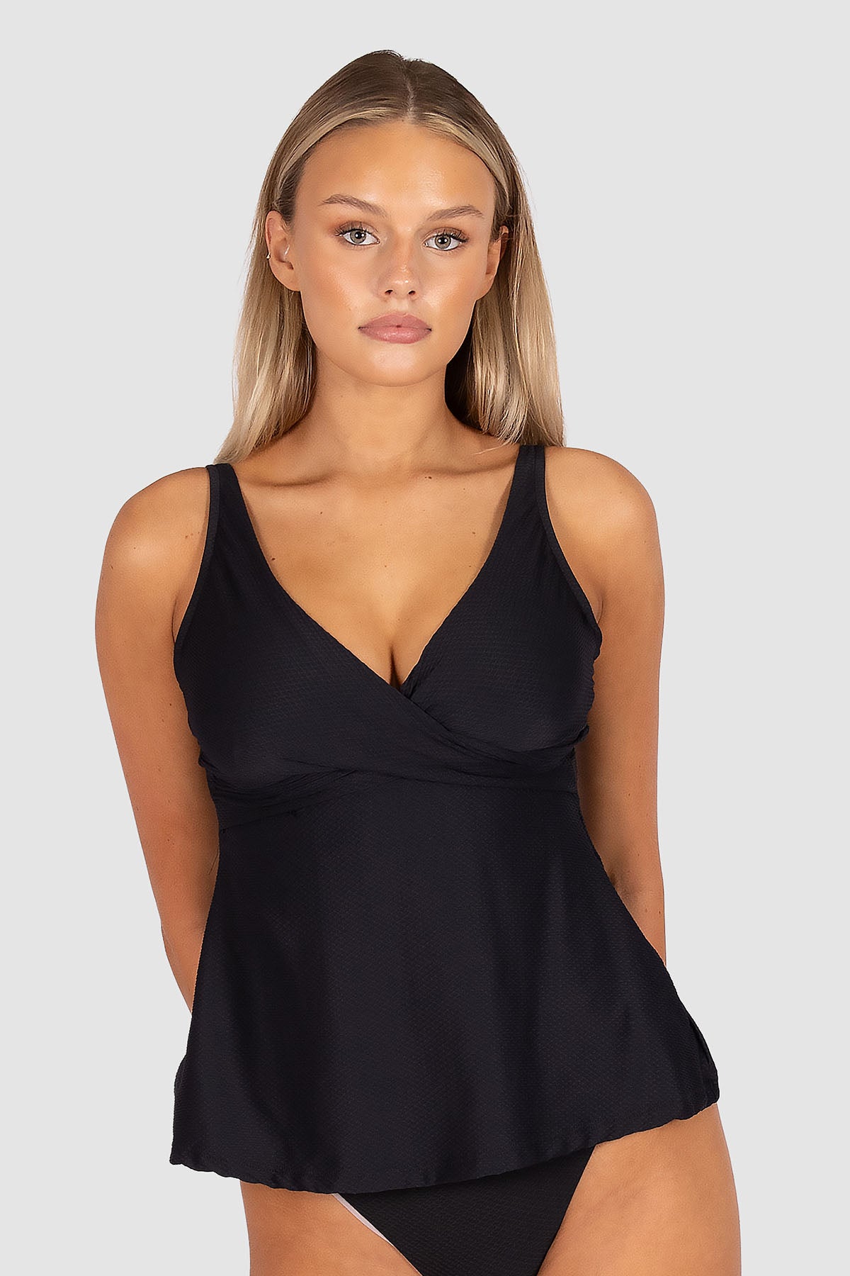 Rococco Flared D/E Cup Wrap Singlet Top