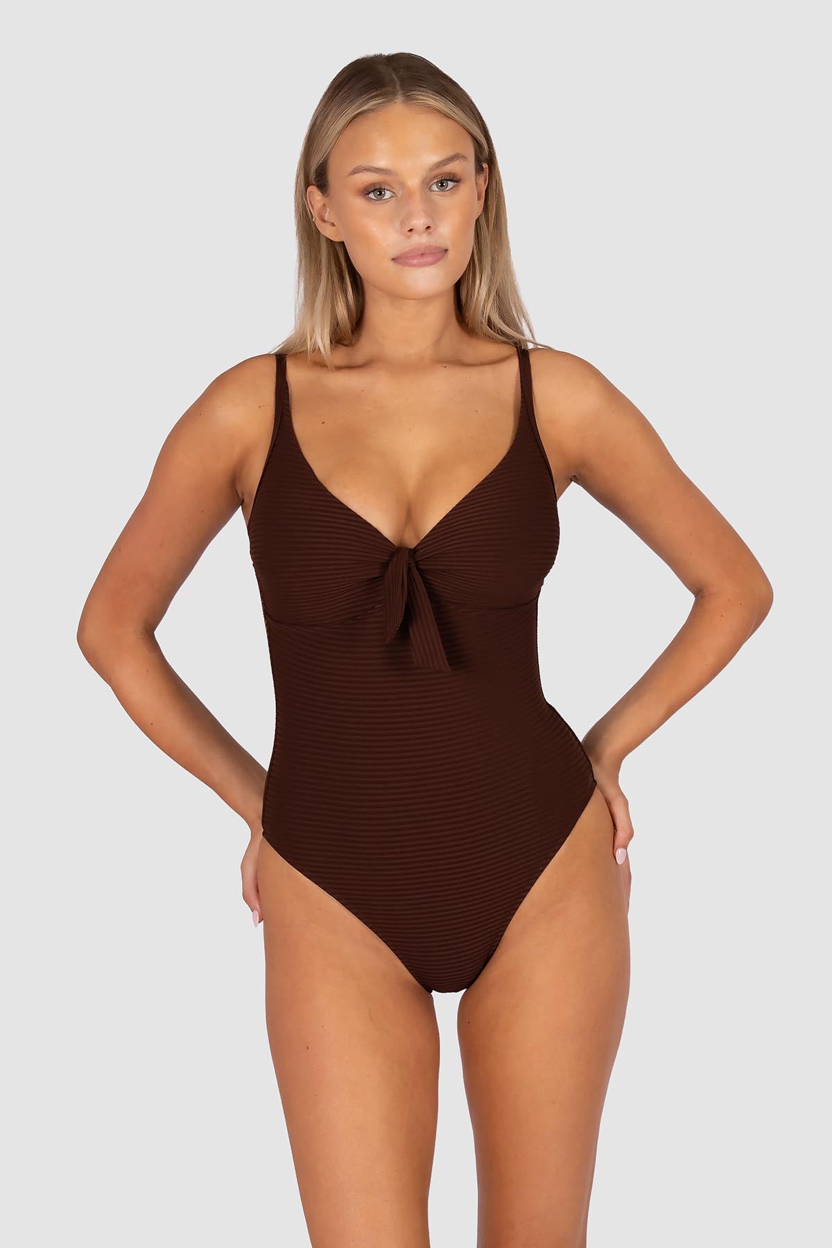 Positano D/E Cup Underwire One Piece Swimsuit