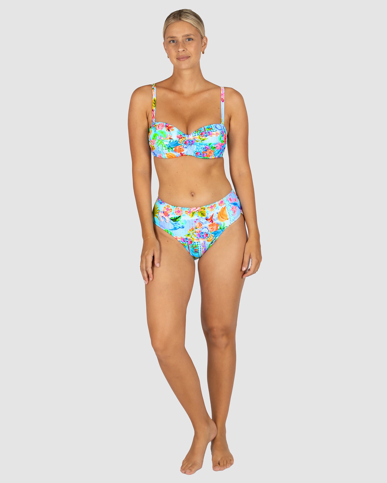 Baku Sardinia twist bandeau bikini top for D-DD cup with moulded cups, gripper tape and removable straps
