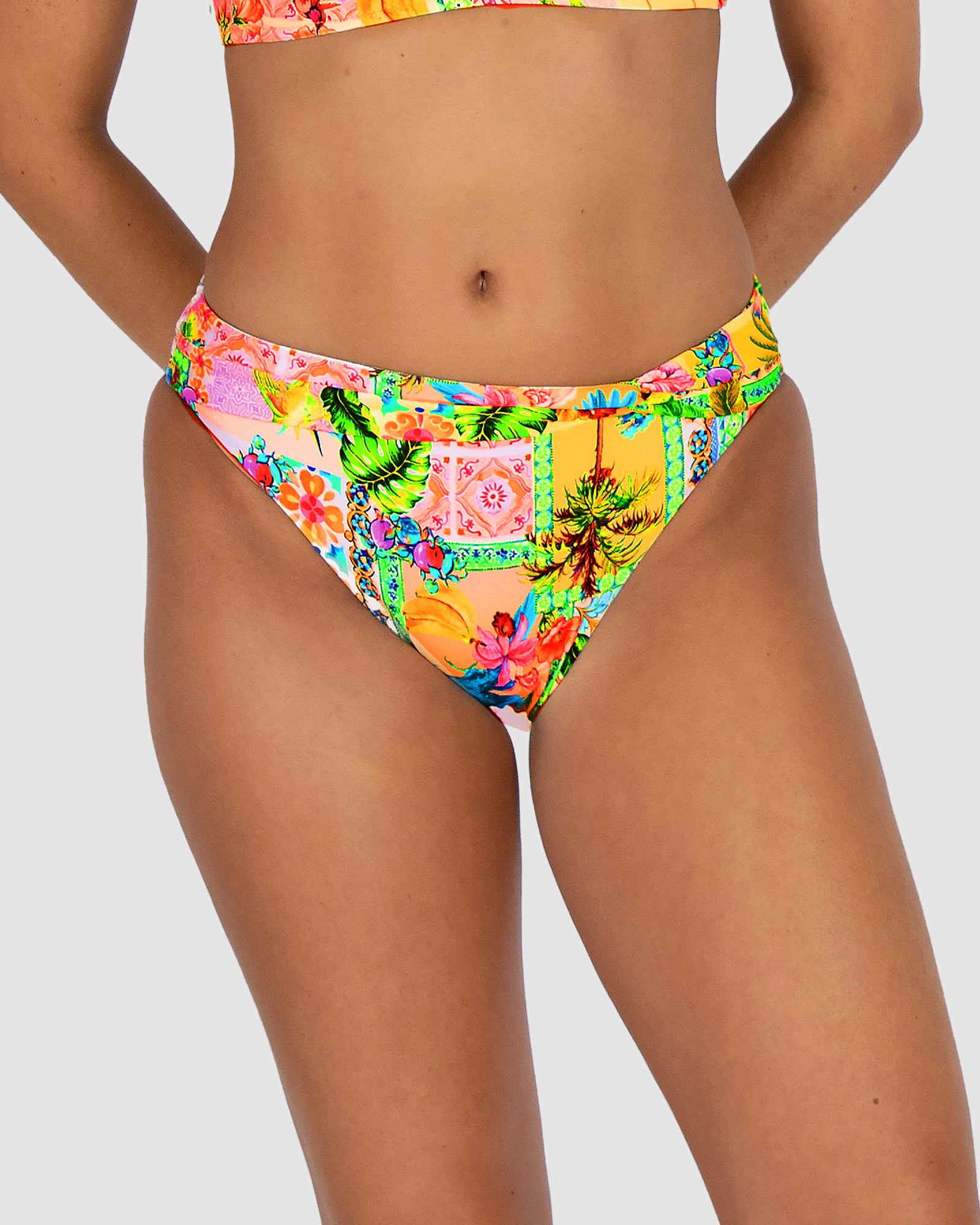 Sardinia Twist Band Regular Bikini Bottom