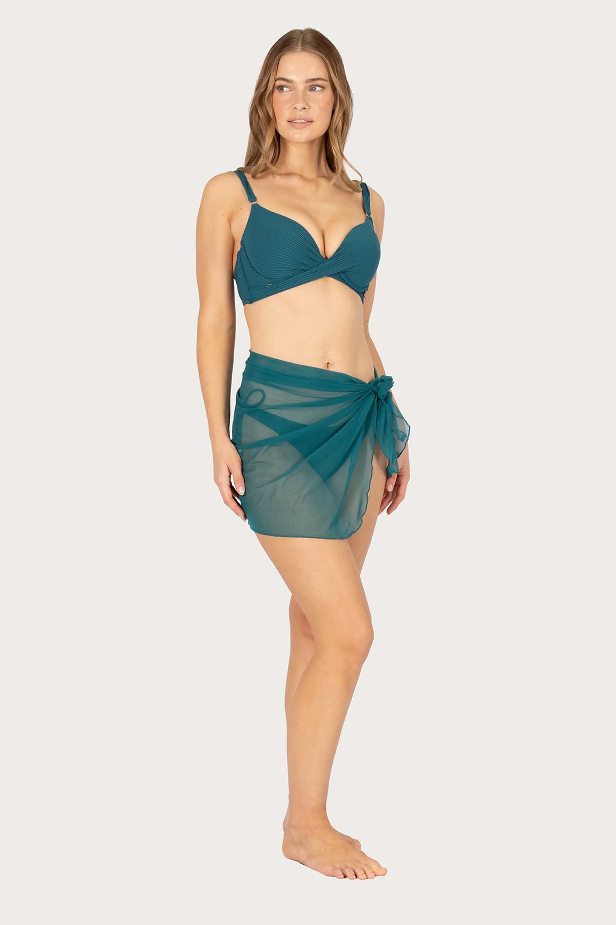 Short Mesh Pareo