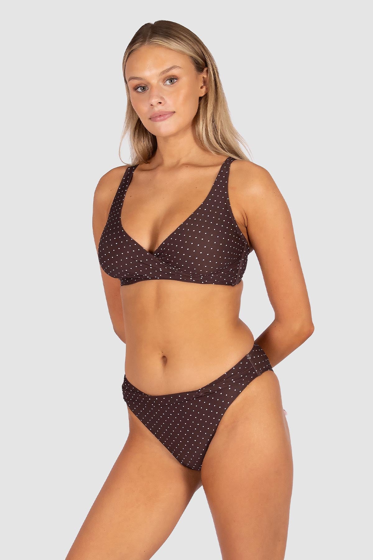 Sundancer D/E Cup Wrap Bikini Bra Top