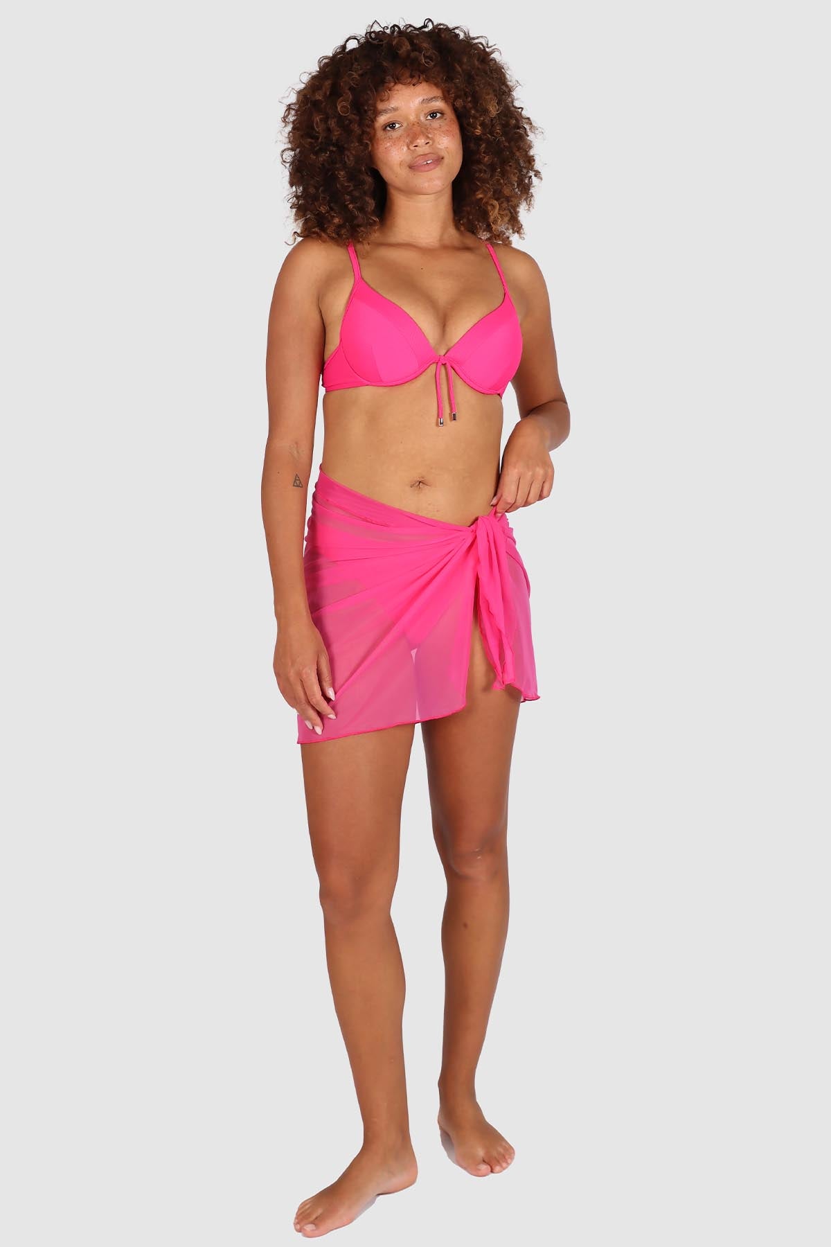 Short Mesh Pareo